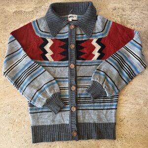 VINTAGE MONTAGE Wooden Button Patterned Sweater